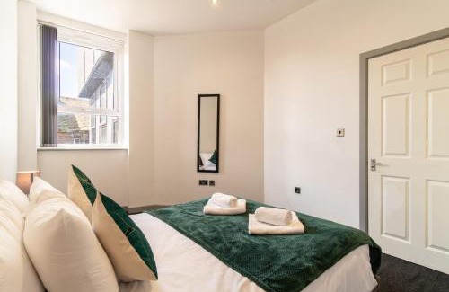 Blackburn Apartment | Bright 2 Bed Apartment in Central Blackburn