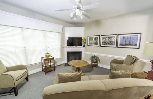Lackey Resort | Bright 2BR Townhome w/Full Kitchen + Family-Friendly Outdoor Space | 2 Units