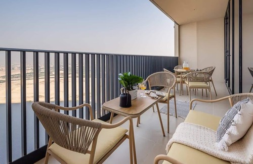 Dubai Apartment | Bright 3BR + Maid's Room w/Creek Harbour Views!