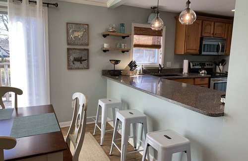 Cape May House | Bright, Airy 3BR on 2 acres w/POOL-West Cape May