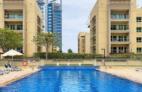 The Greens Apartment | Bright and Beautiful 1BR Apartment in The Greens!