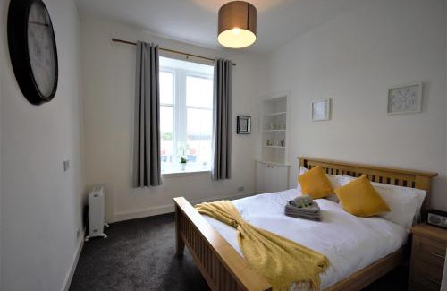 Glasgow Westend Apartment | Bright and Cosy West End Apartment