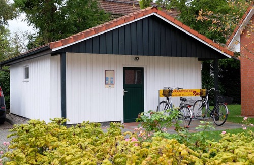 Zingst Apartment | Bright and friendly furnished apartment in a central and quiet location!