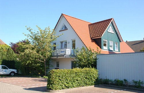 Zingst Apartment | Bright and friendly furnished apartment in a central and quiet location!