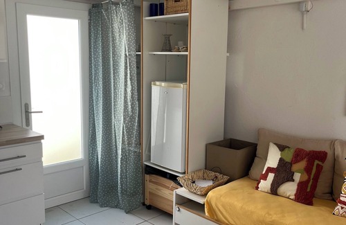 Linguizzetta House | Bright and friendly bungalow in a naturist beach vacation village in Corsica