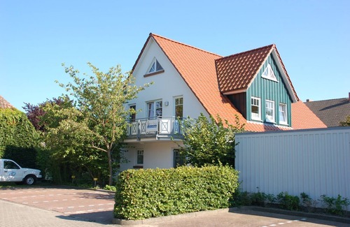Zingst Apartment | Bright and friendly furnished apartment in a central and quiet location! -