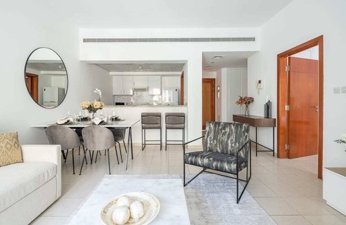 The Greens Apartment | Bright and Spacious 1BR in The Greens!
