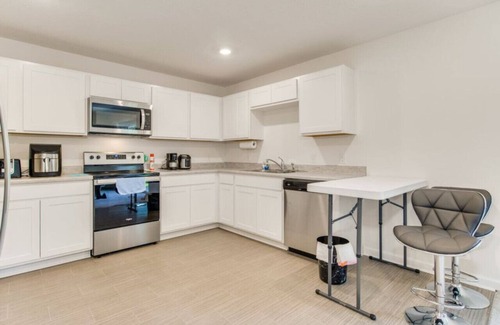 Florida Panhandle House | Bright and Spacious 4 Bed/2 Bath - Addies