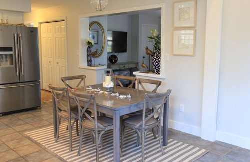 Nantucket Town Apartment | BRIGHT and STYLISH 2BD,1BT with deck and BBQ