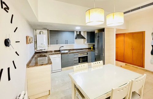 Ciutat Vella Apartment | BRIGHT AND STYLISH FLAT IN THE CENTER OF DOWNTOWN. NEW LISTING