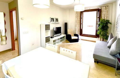 Ciutat Vella Apartment | BRIGHT AND STYLISH FLAT IN THE CENTER OF DOWNTOWN. NEW LISTING