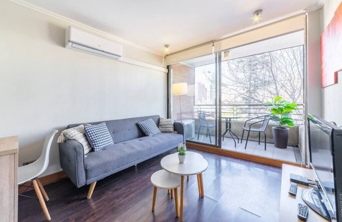 El Golf Apartment | Bright apartment in excellent location.