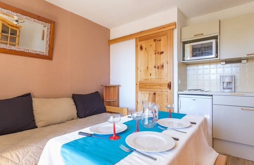 La Rosiere Apartment | Bright Apartment · Near Slopes and Shops · Free WIFI
