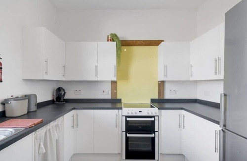 Minehead Apartment | Bright Apartment w/Parking & Distant Sea Views