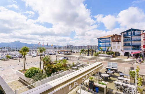 Hendaye Apartment | Bright Apartment with Parking by Marina, 200m from the Beach