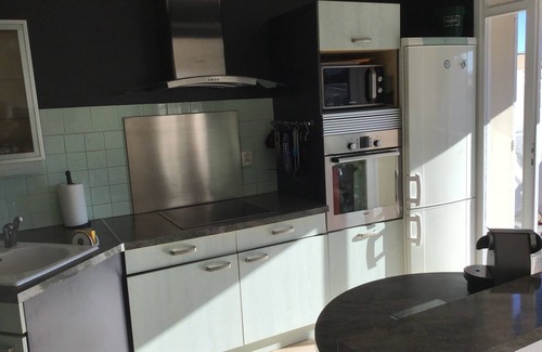 La Bocca Apartment | Bright Cannes F3 at 5mn beach 2 mn shops garage appt 2 ch 1 Sdb 4 pers 76m2
