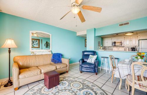 Carolina Beach Apartment | Bright Carolina Beach Condo Public Beach On-Site