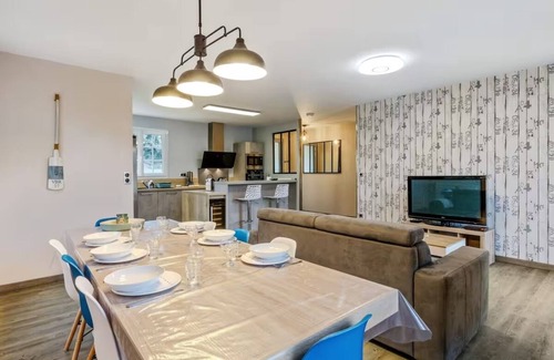 Aytre House | Bright, comfortable house