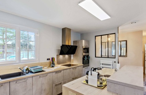 Aytre House | Bright, comfortable house