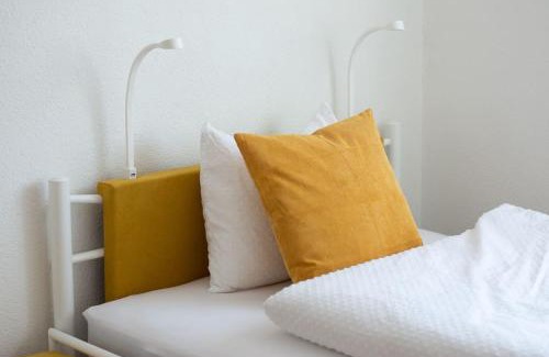 Ilidza Apartment | Bright&Cozy flat+balcony near Airport FREE Parking