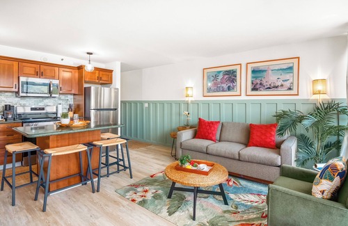 Waikiki Condo | Bright & Cozy Stay Near Waikiki Beach + Parking