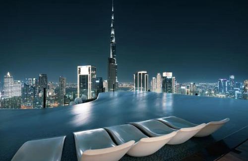 Downtown Dubai Apartment | Bright High Floor Apartment in a 5 Star Hotel Resident Tower w Burj View and access to 64th Infinity Pool, Gym, Sauna, Spa, Restaurants, Bars and more