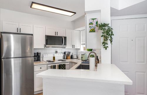 Ocean Side Village Apartment | Bright King Bed Escape Pondview Half mile to Beach