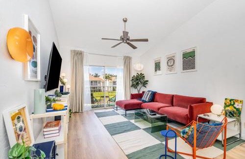 Ocean Side Village Apartment | Bright King Bed Escape Pondview Half mile to Beach