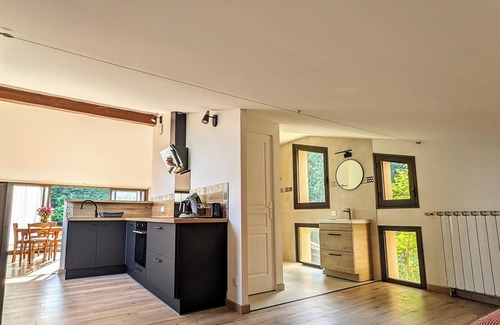 Lasalle Apartment | Bright loft in the Cévennes