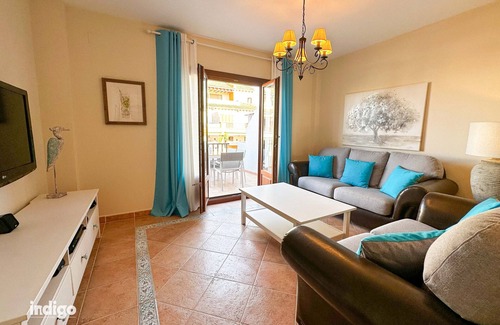 Costa Esuri Apartment | Bright, Modern, 3 Bedroom, Duple Apartment OHA001