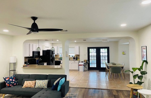 Wetmore House | Bright, Modern Space for Family & Friends