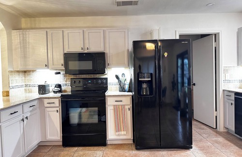Wetmore House | Bright, Modern Space for Family & Friends