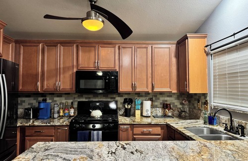 Las Vegas House | Bright, pet-friendly home near Summerlin and The Lakes