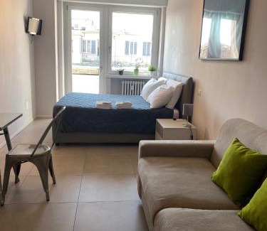 Porta Romana Apartment | Bright Place Navigli