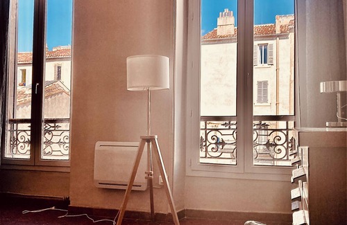 La Joliette Apartment | Bright, quiet apartment near Panier, Vieux-Port, Joliette