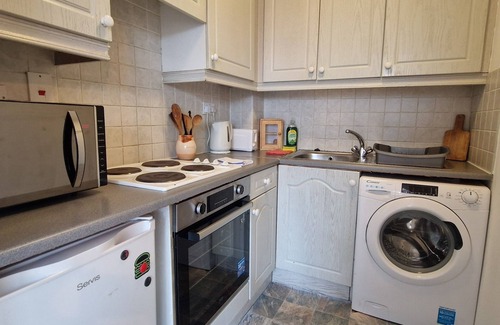 City Centre Dublin Apartment | Bright Riverside 2BD, 5 Min to Guinness Storehouse