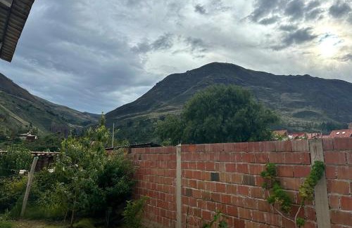 Taray Ski Chalet | Bright Riverside 3 Bedroom Stay Garden 5 min to Pisac