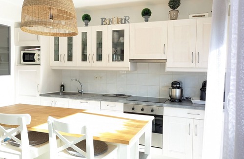 Agon-Coutainville House | BRIGHT & SPACIOUS 4* HOUSE WITH ENCLOSED GARDEN 300 M FROM THE SEA ON FOOT
