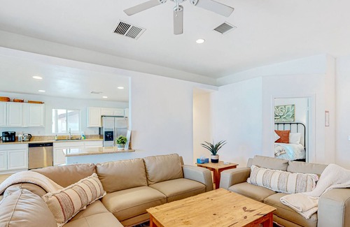Indian Cove House | Bright & spacious home with firepit, enclosed backyard - dog-friendly