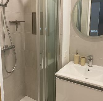 Lorient Apartment | Bright studio, close to city centre and beaches