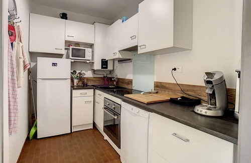 Carnon-Plage Apartment | Bright studio with terrace, air conditioning, near port & beach, private parking