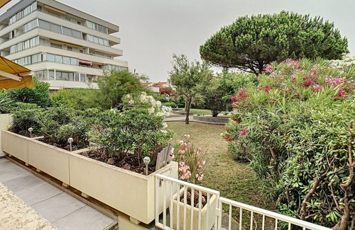 Carnon-Plage Apartment | Bright studio with terrace, air conditioning, near port & beach, private parking