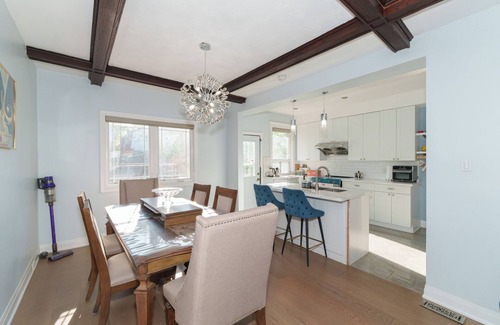 Swansea Hotel | Bright & Stylish 3BR | Walk distance to Subway & High Park
