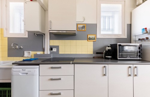 Hendaye Apartment | Bright T4 in villa with garden