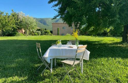 Cereste House | Bright Villa In The Heart Of Luberon