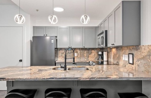 Village North House | Bright Whistler Village 1BR, HotTub, Free Parking, AC