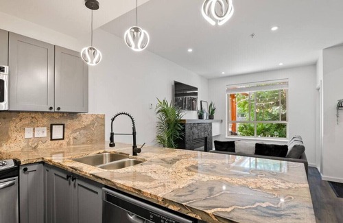 Village North House | Bright Whistler Village 1BR, HotTub, Free Parking, AC