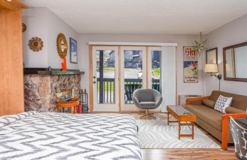 Alyeska Hotel | Brighton #107 - 1 Bath Studio Apartment in Alyeska