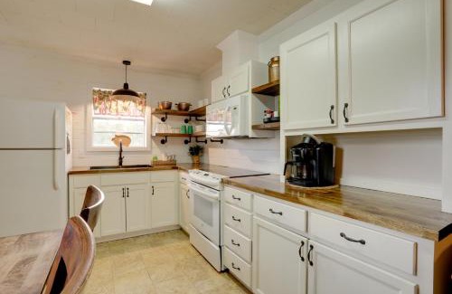 Greers Ferry House | Bring Your Boat! Greers Ferry Lake Home with Slip