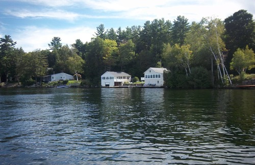 Laconia House | BRING YOUR BOATS WATERFRONT FAMILY COMPOUND SLEEPING 6-12